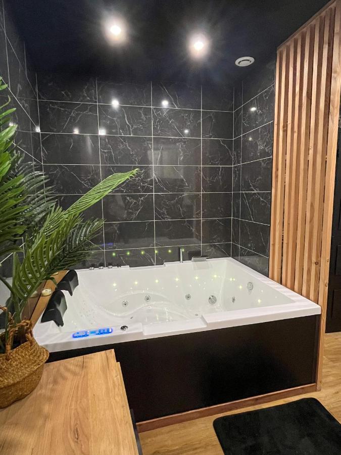 Suite Cocooning & Spa Безье Экстерьер фото